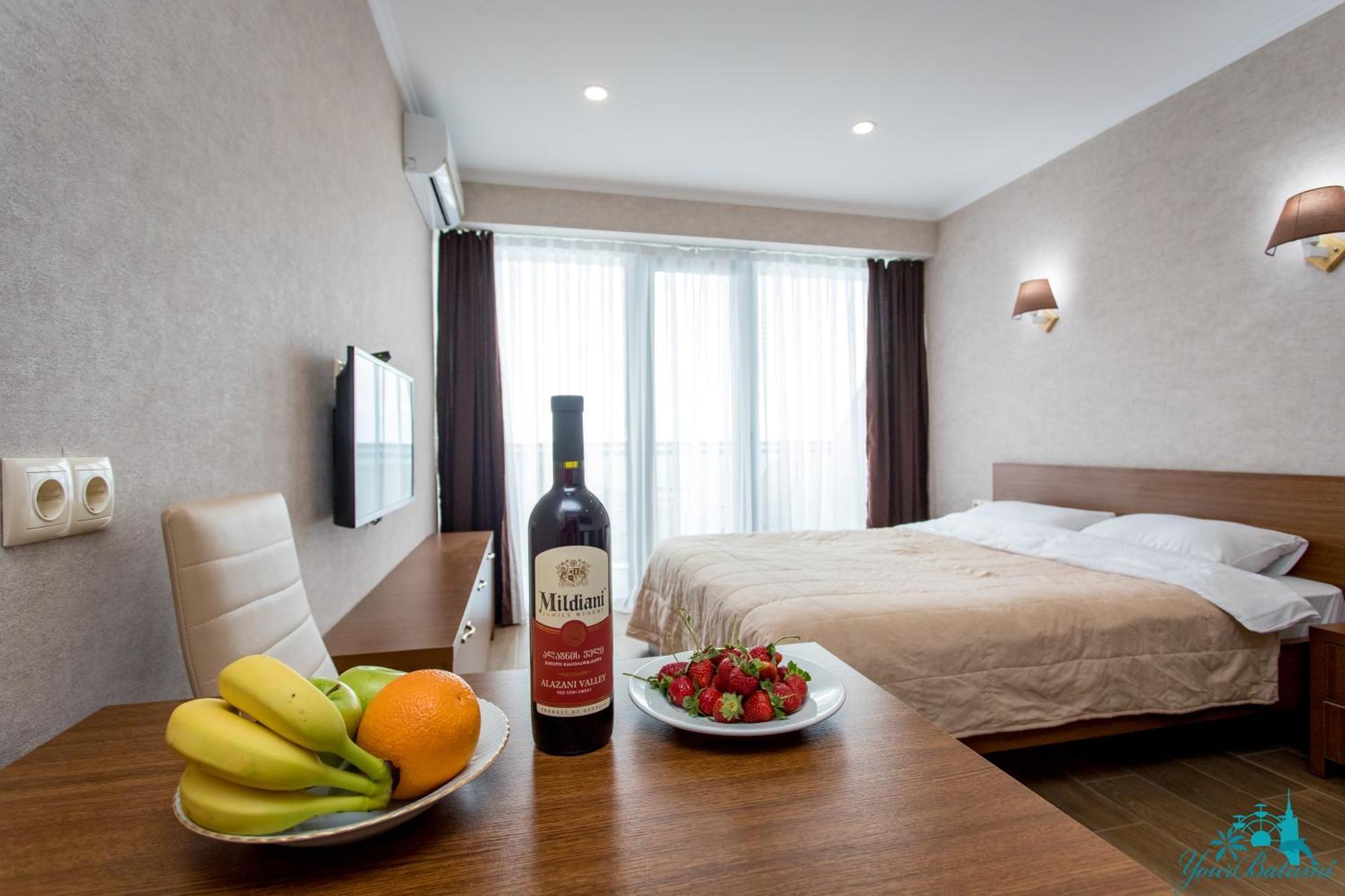 Your Beach Tower Batumi Zimmer foto